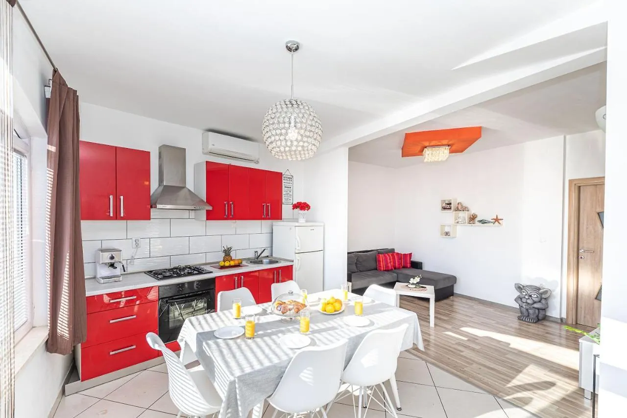 Apartment Marino Kaštela